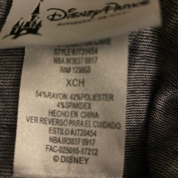 Mickey Mouse light weight sweater - Picture 3 of 3